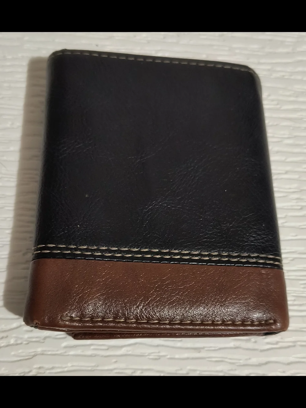 Columbia Black and Brown Leather Bifold Wallet